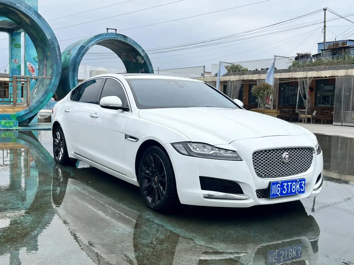 Jaguar XFL 2018 XFL 3.0 SC 340PS