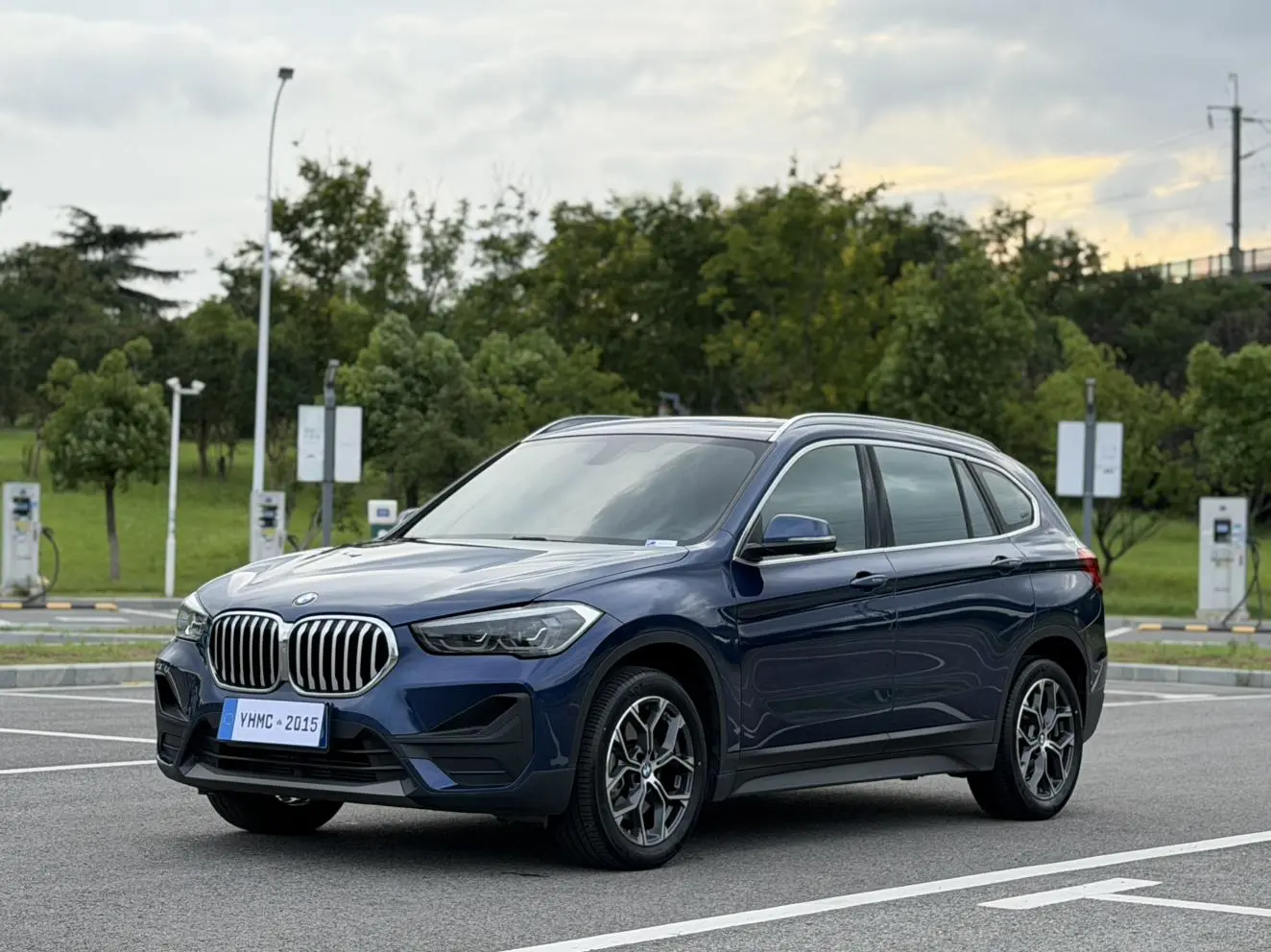 BMW X1 2021 sDrive25Li Leading