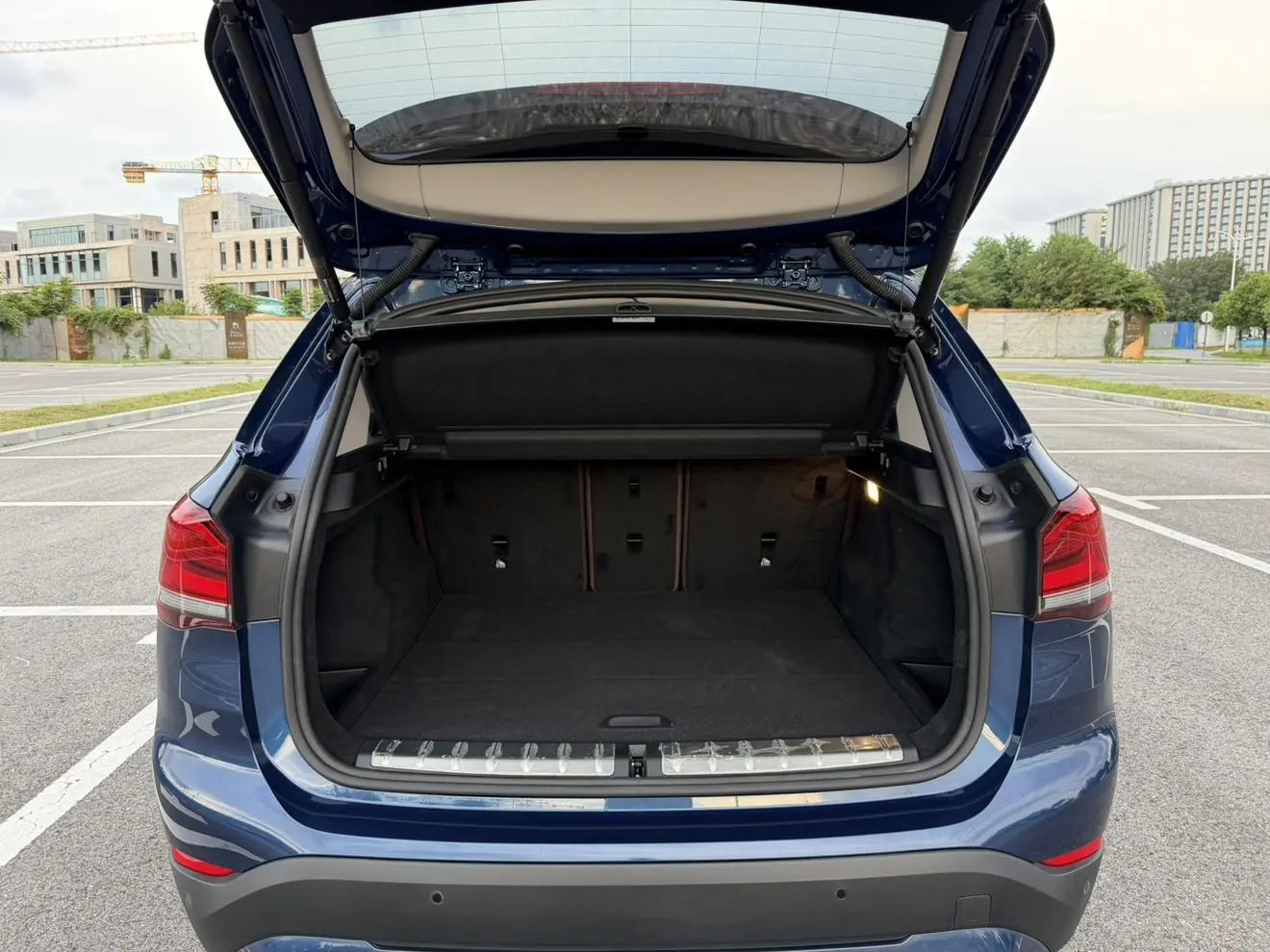 BMW X1 2021 sDrive25Li Leading