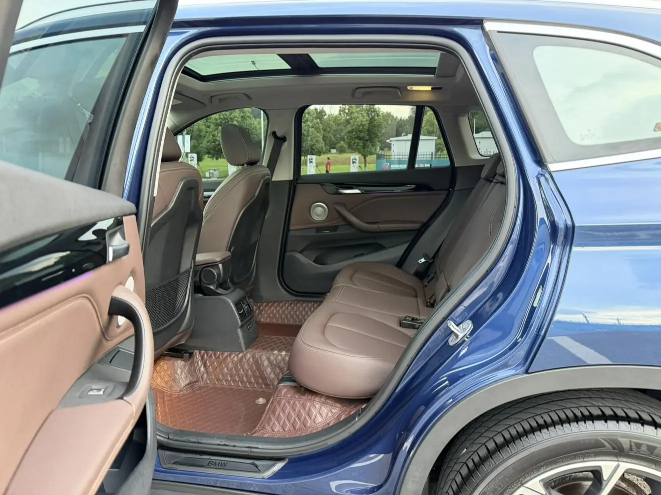 BMW X1 2021 sDrive25Li Leading
