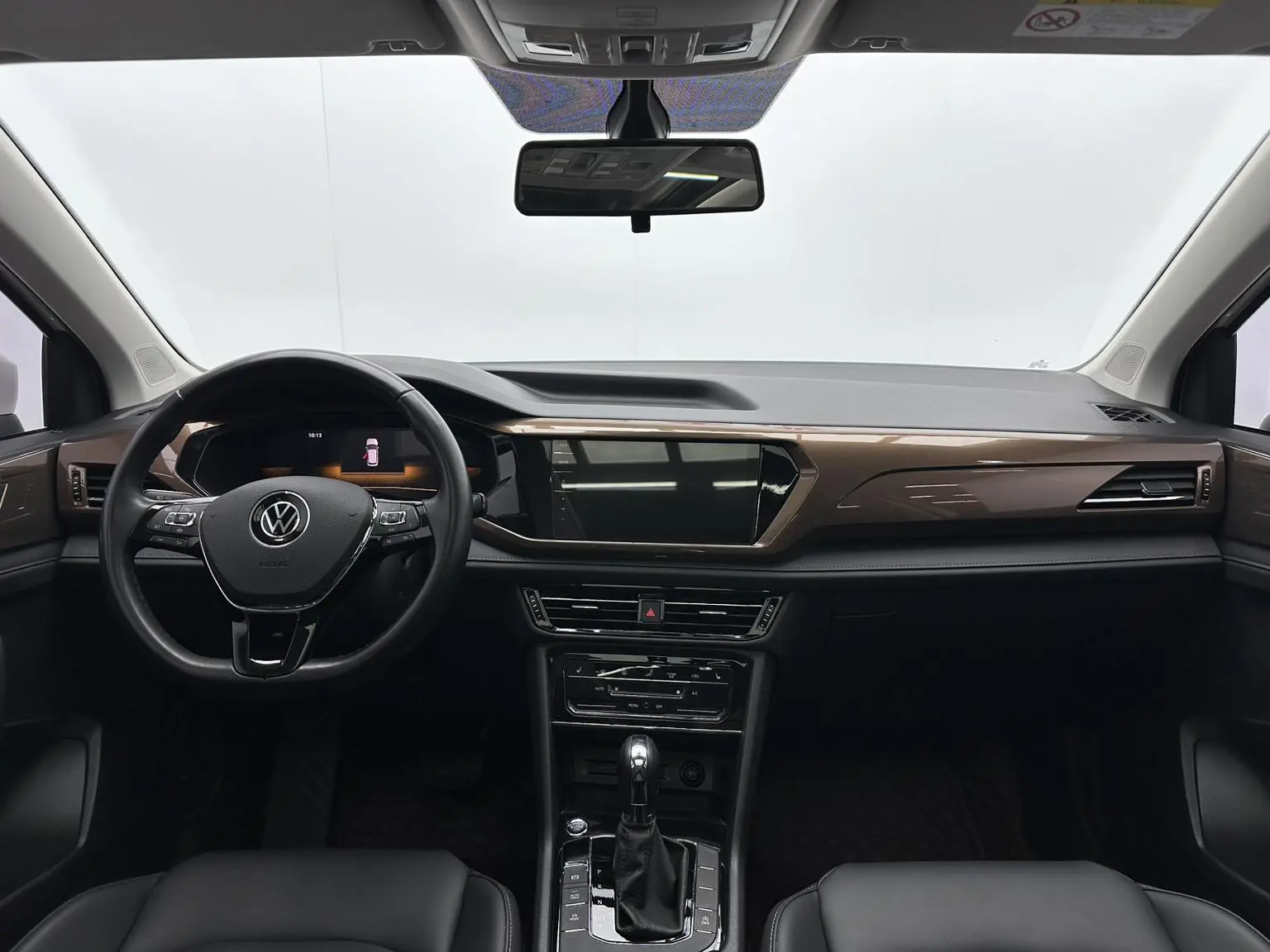 Volkswagen Tharu 2022 280TSI 2WD Luxury