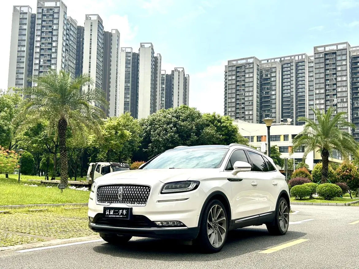 Lincoln Nautilus 2021 2.7T 4WD Premium Shine