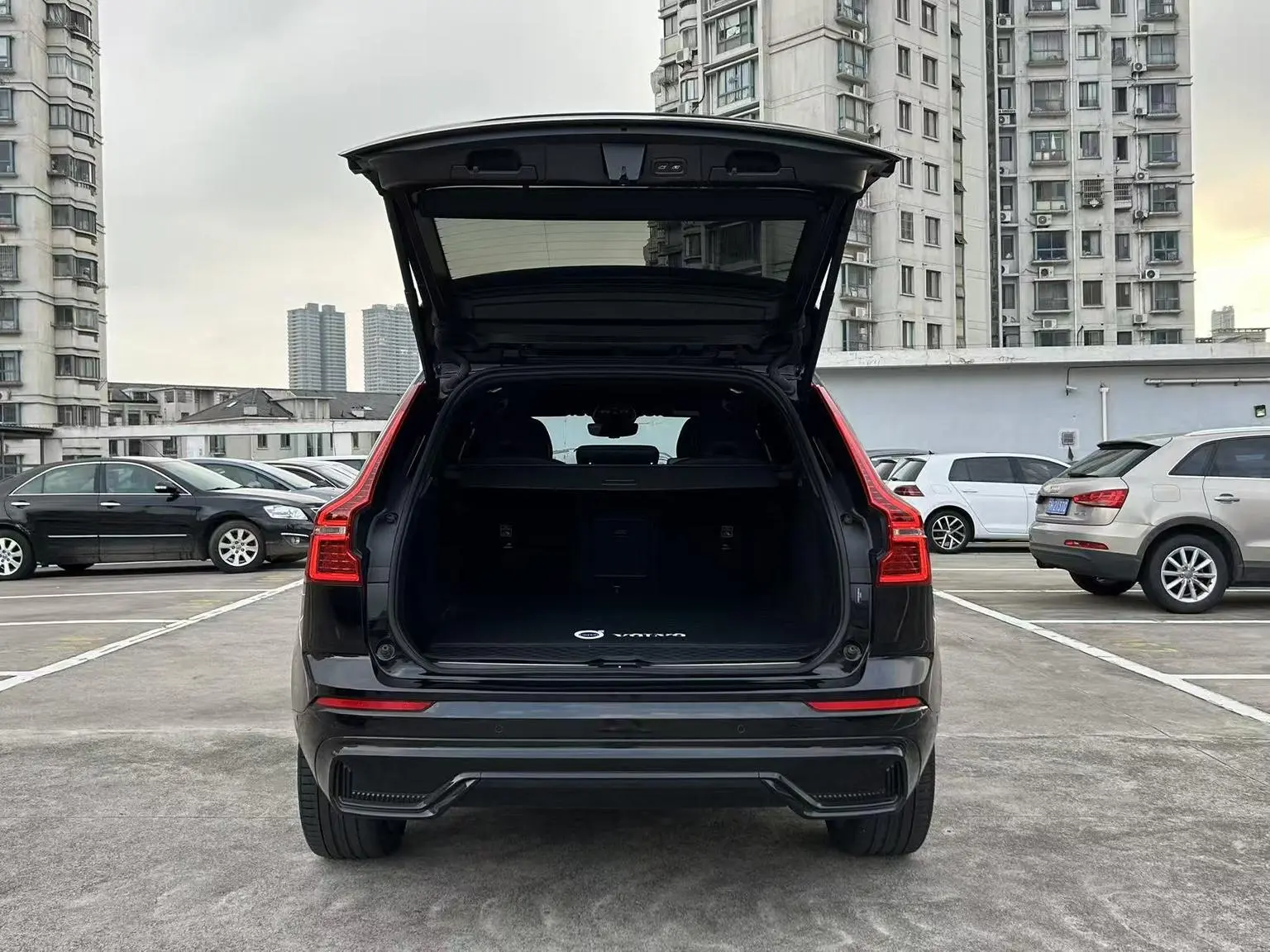Volvo XC60 PHEV 2024 T8 4WD Long Range Smart