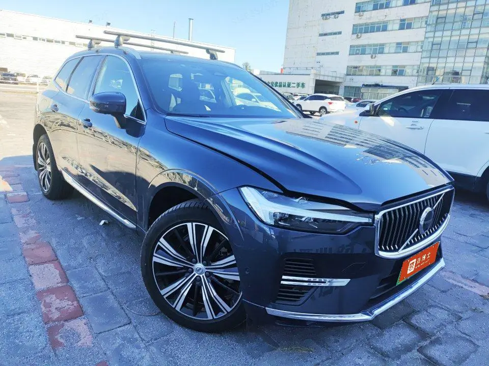 Volvo XC60 PHEV 2023 T8 4WD Long Range Smart Elegant Luxury