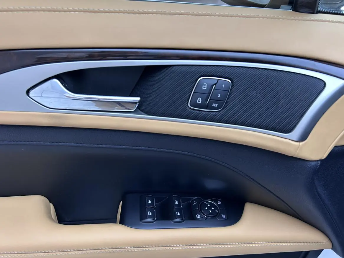 Lincoln MKZ 2019 2.0T Premium China VI