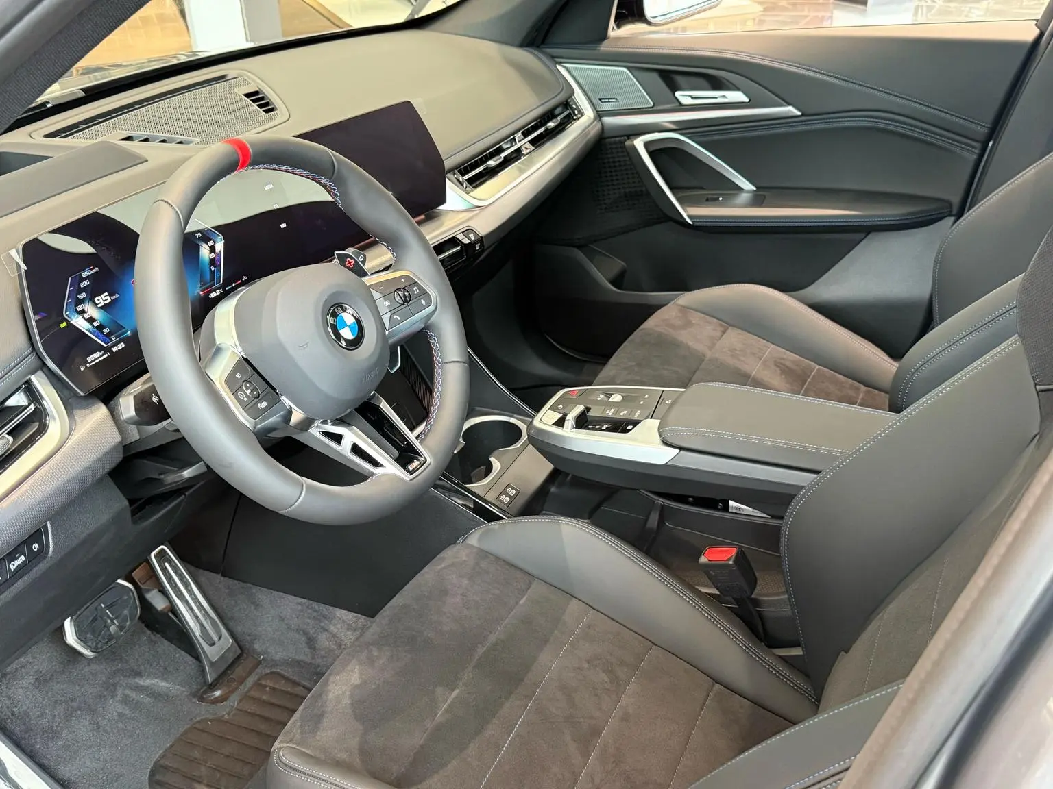 BMW X1 2024 M35Li
