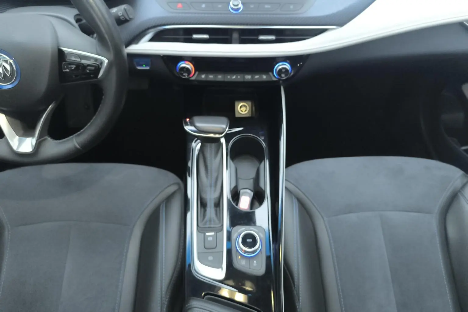 Buick 6 PHEV 2022 Connected Smart