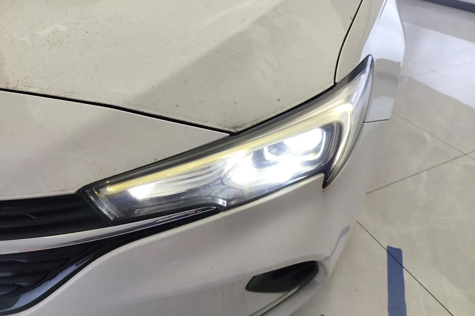 Buick Verano 2020 Sedan 20T CVT Leading