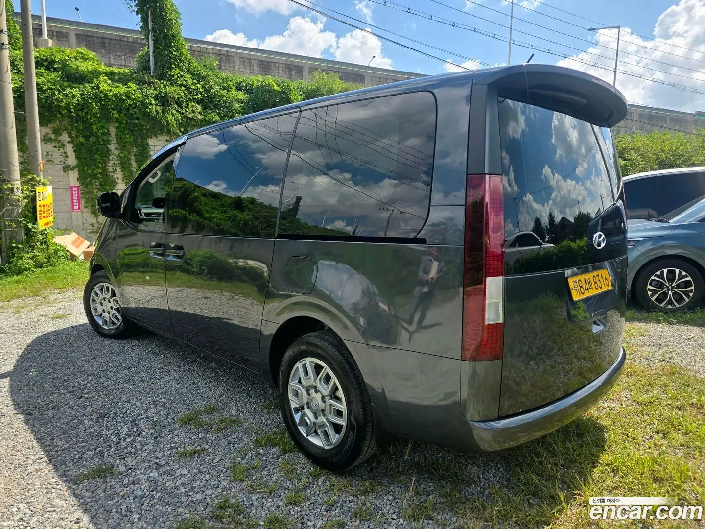 Hyundai Staria L3.5 Cargo 3-Seater