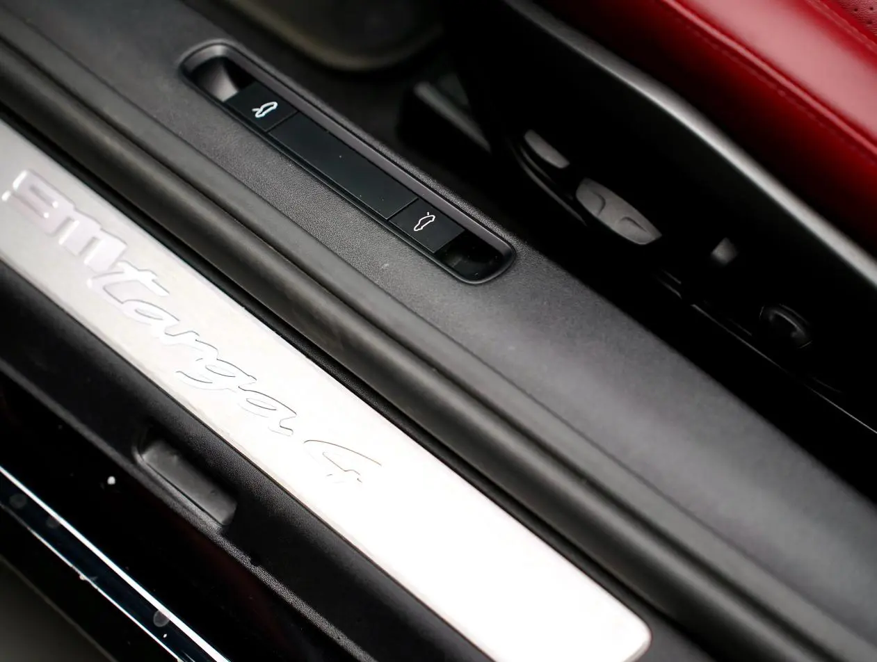 Porsche 911 2022 Targa 4 3.0T