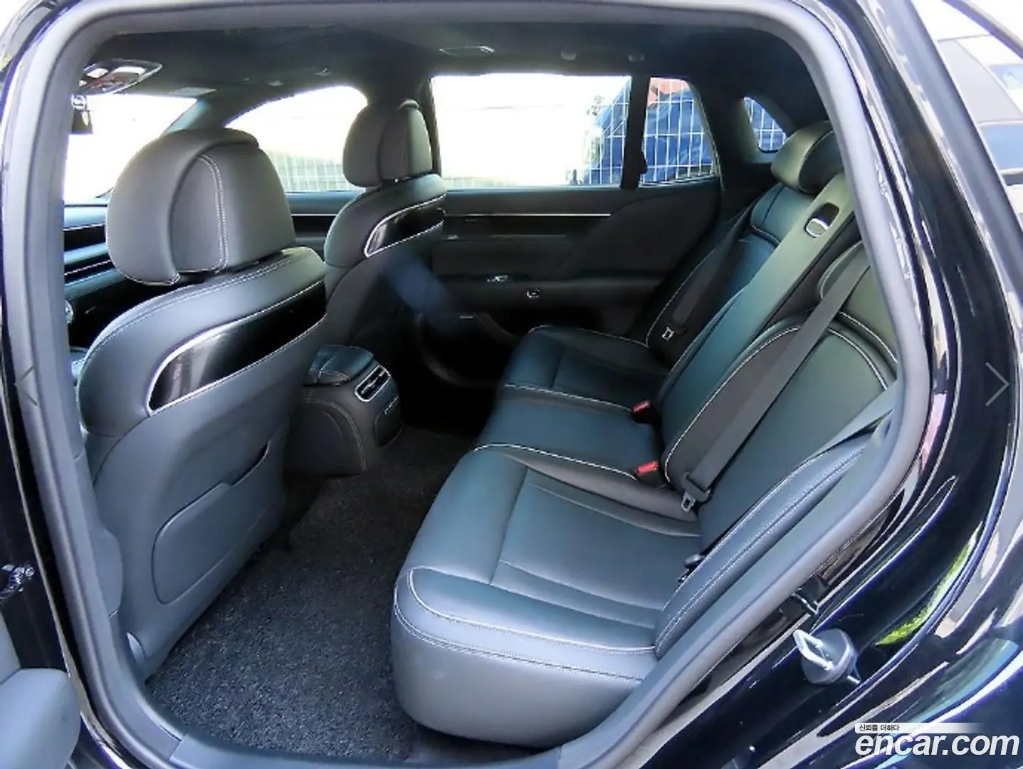 Genesis G90 Gasoline 3.5 Turbo 2WD 2021