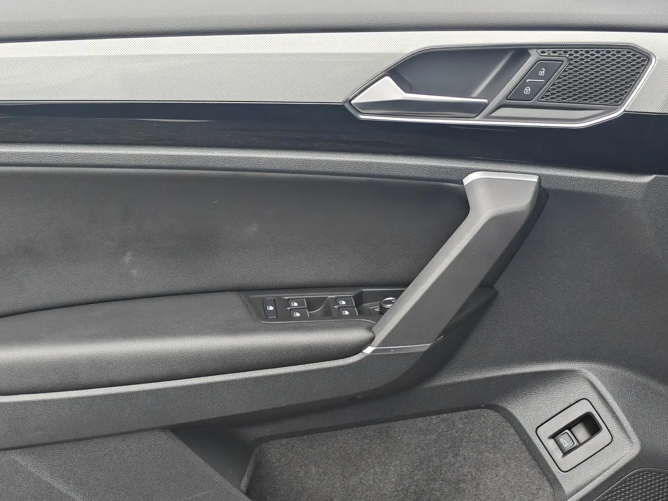 Volkswagen Tayron 2022 330TSI 2WD Luxury Connected Plus