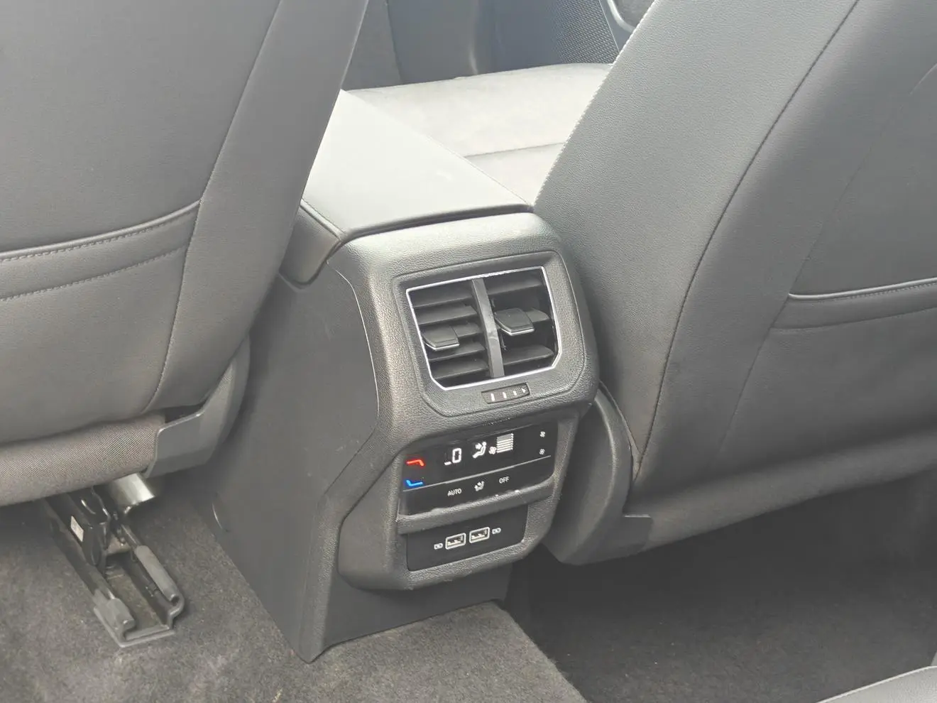 Volkswagen Tayron 2022 330TSI 2WD Luxury Connected Plus