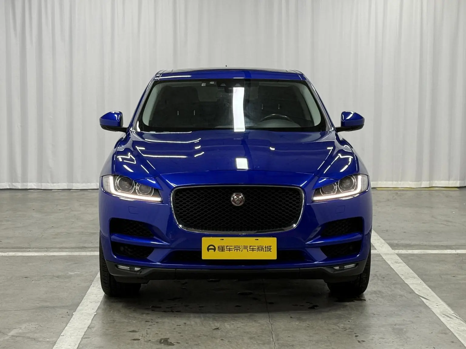 Jaguar F-PACE 2018 2.0T 4WD Premium Plus