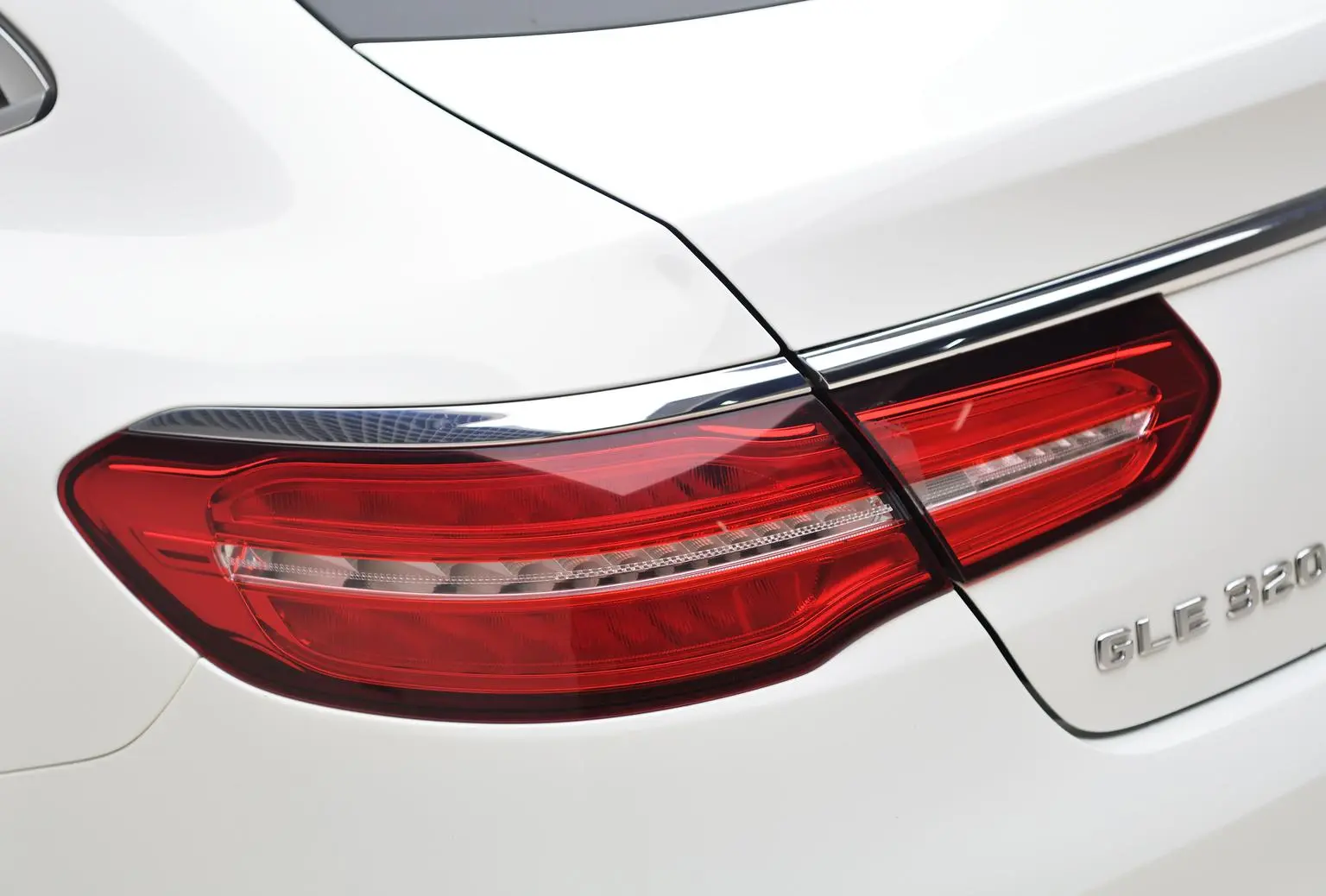 Mercedes-Benz GLE Coupe 2018 GLE 320 4MATIC Coupe SUV