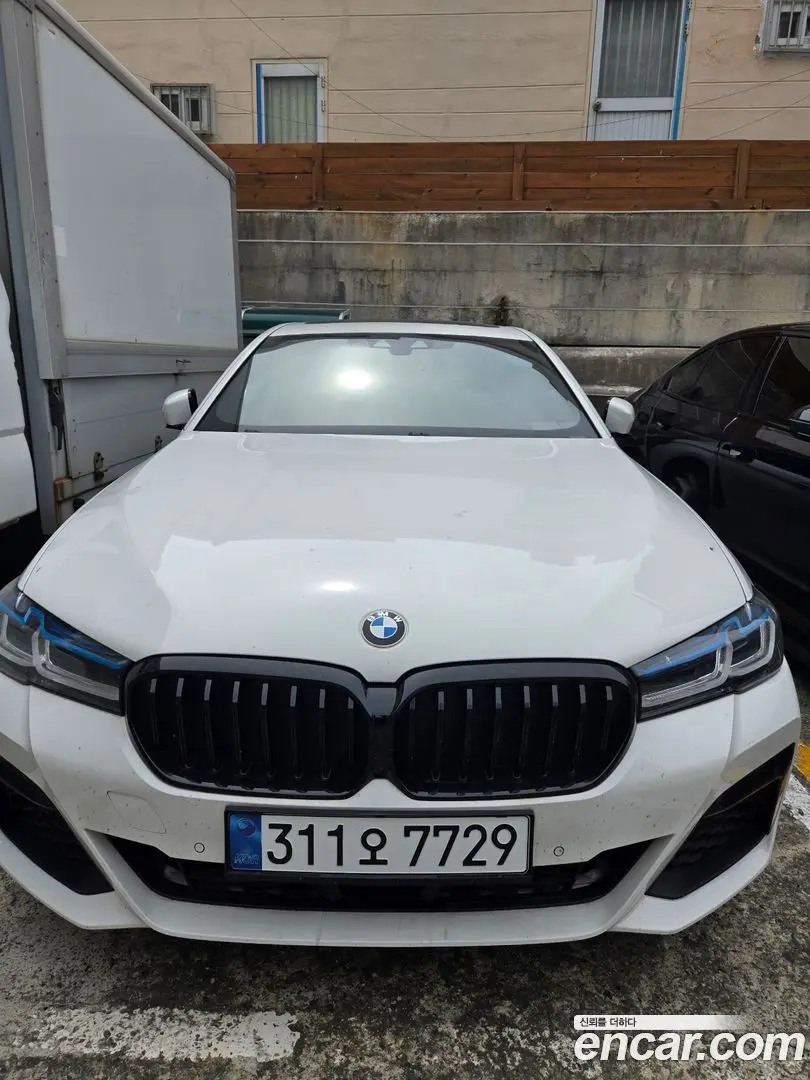 BMW 5-Series 520d xDrive Luxury Plus 2017