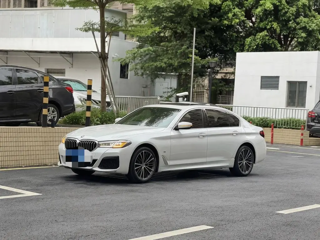 BMW 5 Series 2021 Facelift 530Li Leading M Sport Package