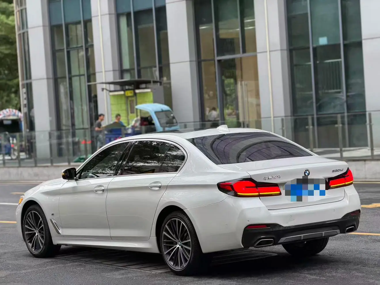 BMW 5 Series 2021 Facelift 530Li Leading M Sport Package