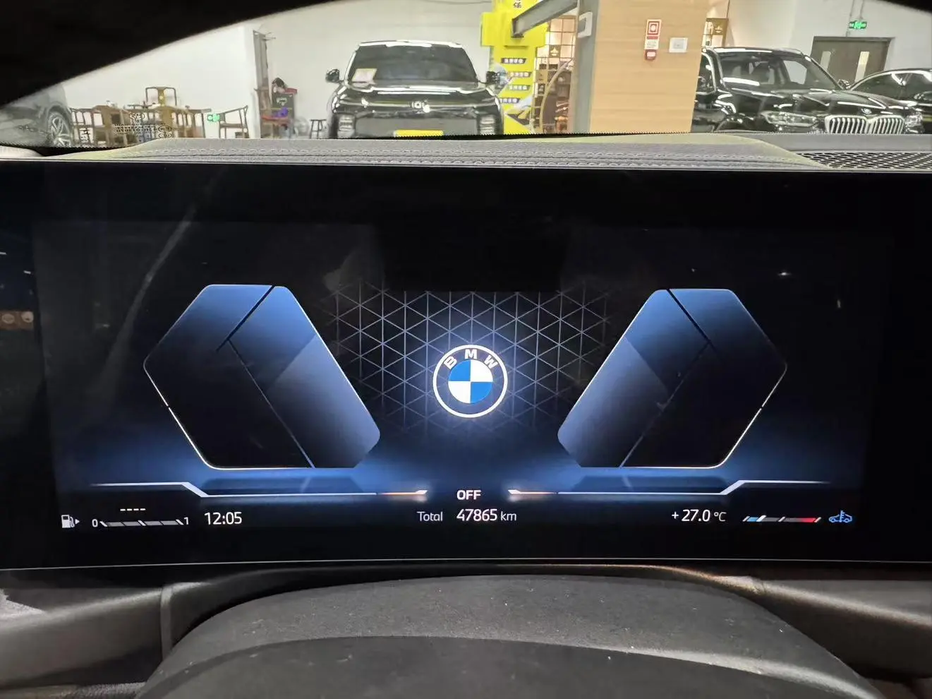 BMW 3 Series 2023 325Li M Sport Shadow Night Package