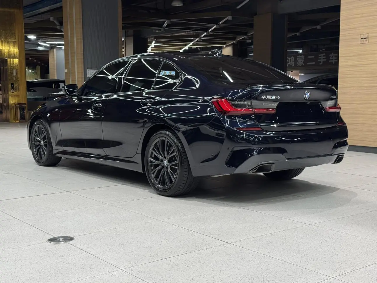 BMW 3 Series 2022 325i M Sport Shadow Night Package