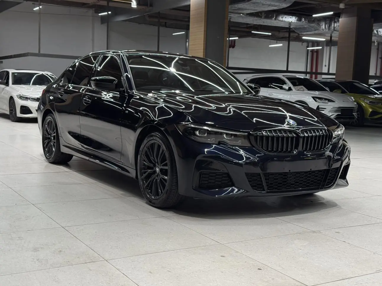 BMW 3 Series 2022 325i M Sport Shadow Night Package