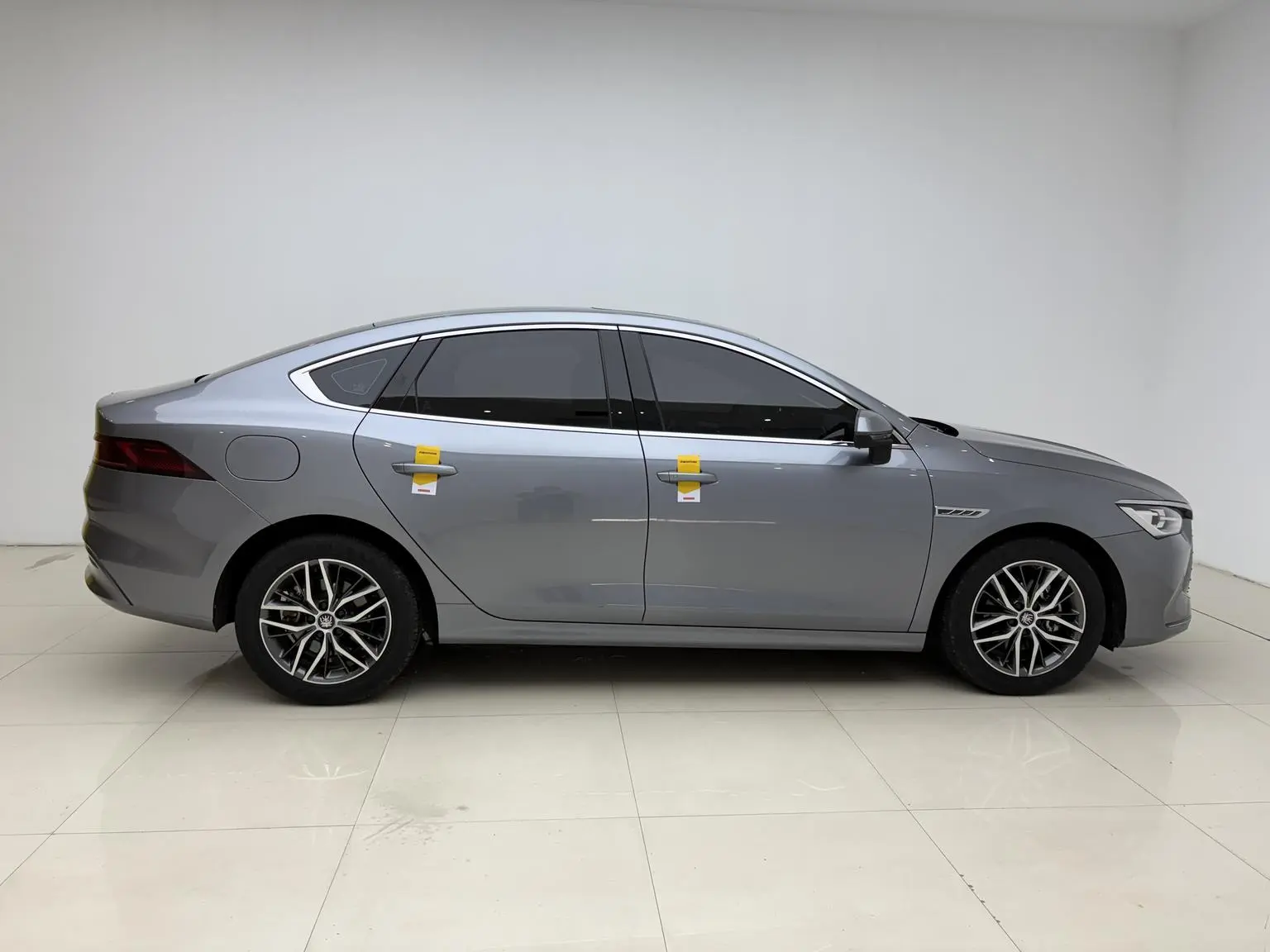 BYD Qin PLUS DM 2021 DM-i 55KM Flagship