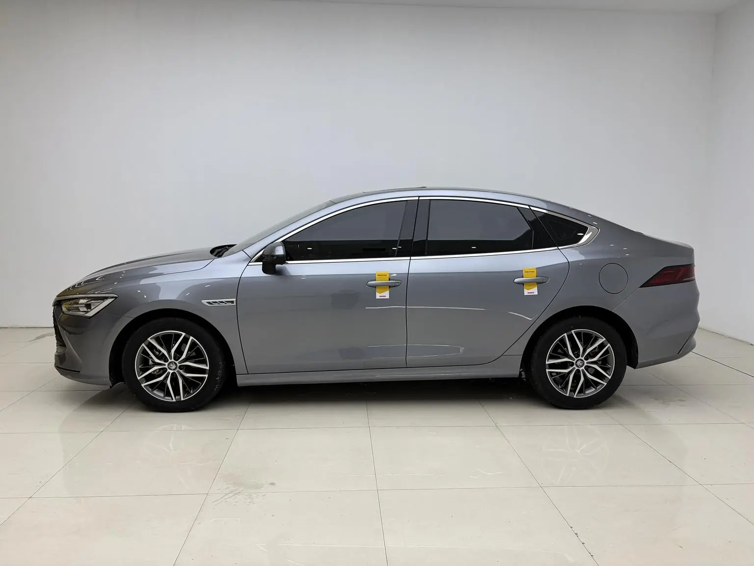BYD Qin PLUS DM 2021 DM-i 55KM Flagship