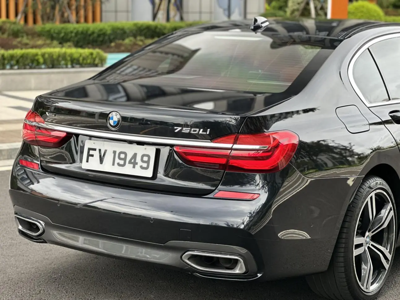BMW 7 Series 2018 750Li xDrive M Sport Package
