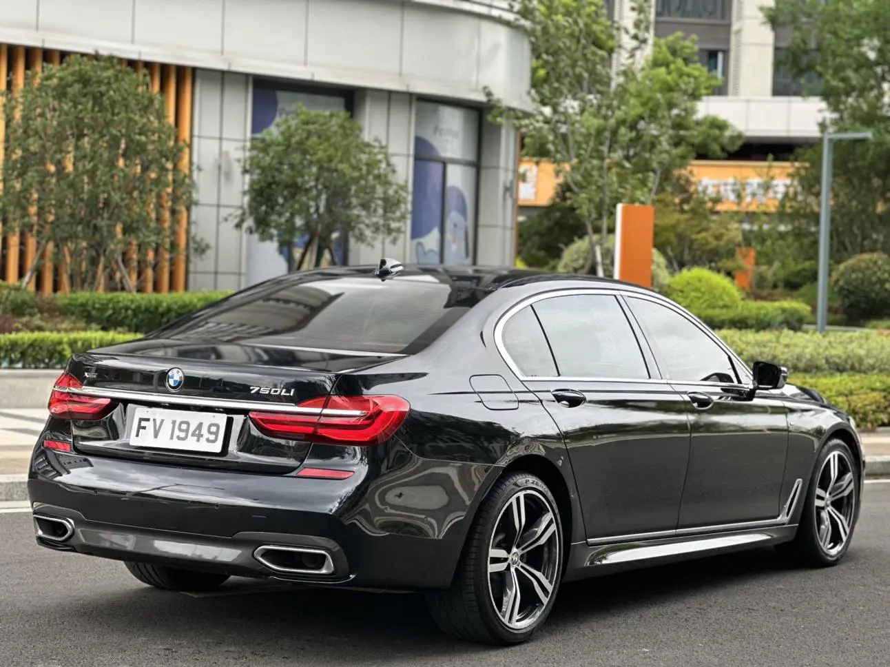 BMW 7 Series 2018 750Li xDrive M Sport Package
