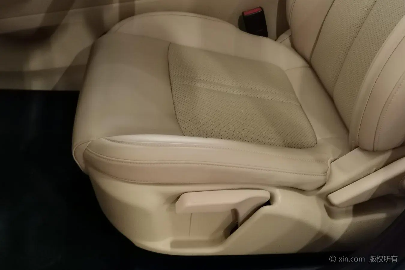E5 2023 1.5L DE-i