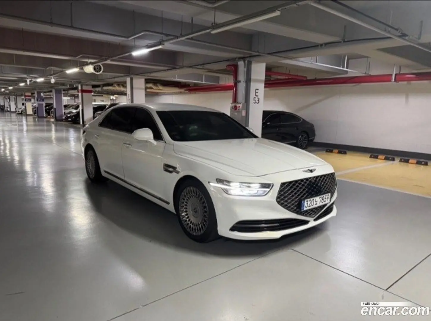 Genesis G90 5.0 AWD
