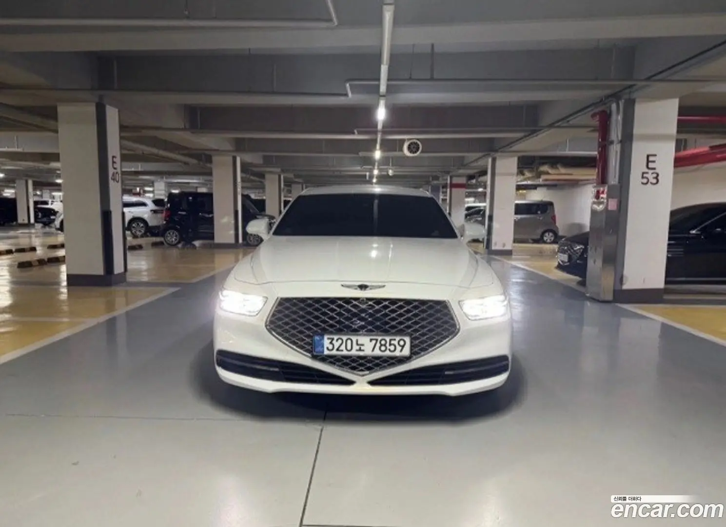 Genesis G90 5.0 AWD