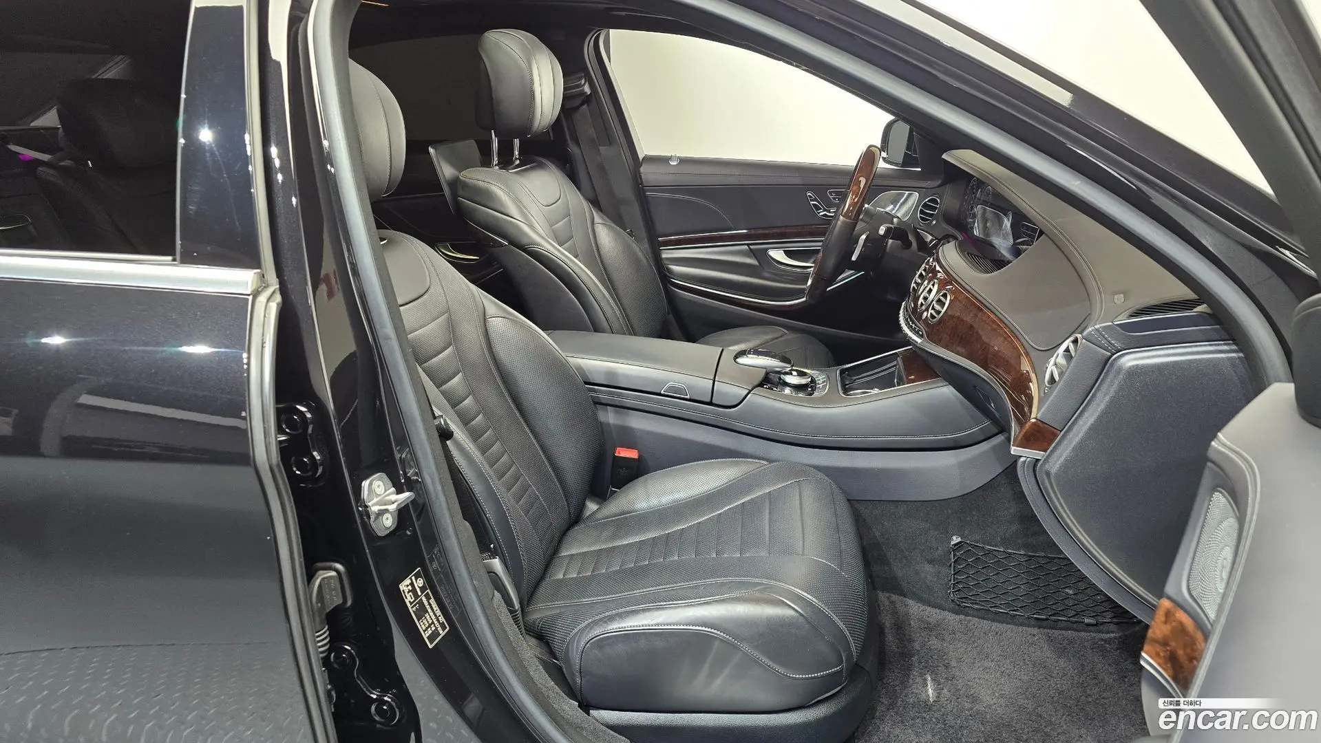 Mercedes-Benz S-Class S560L 4MATIC