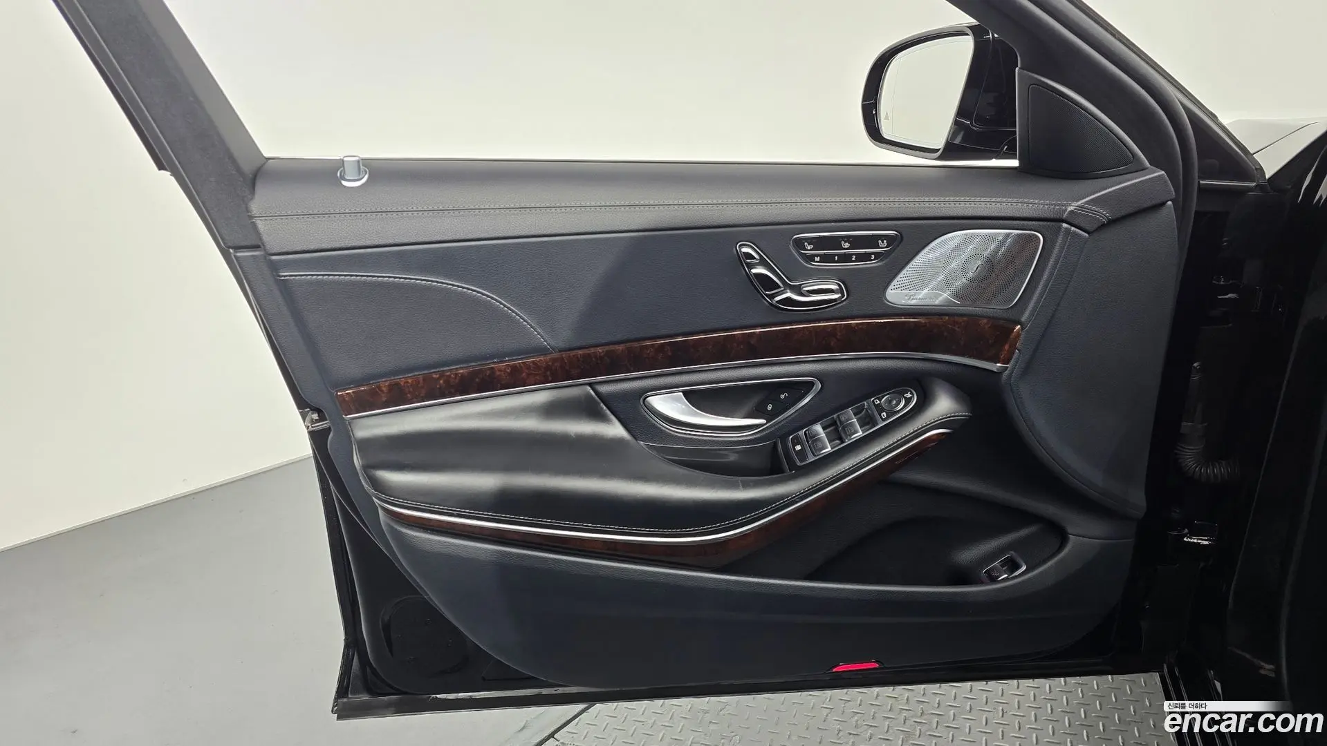 Mercedes-Benz S-Class S560L 4MATIC
