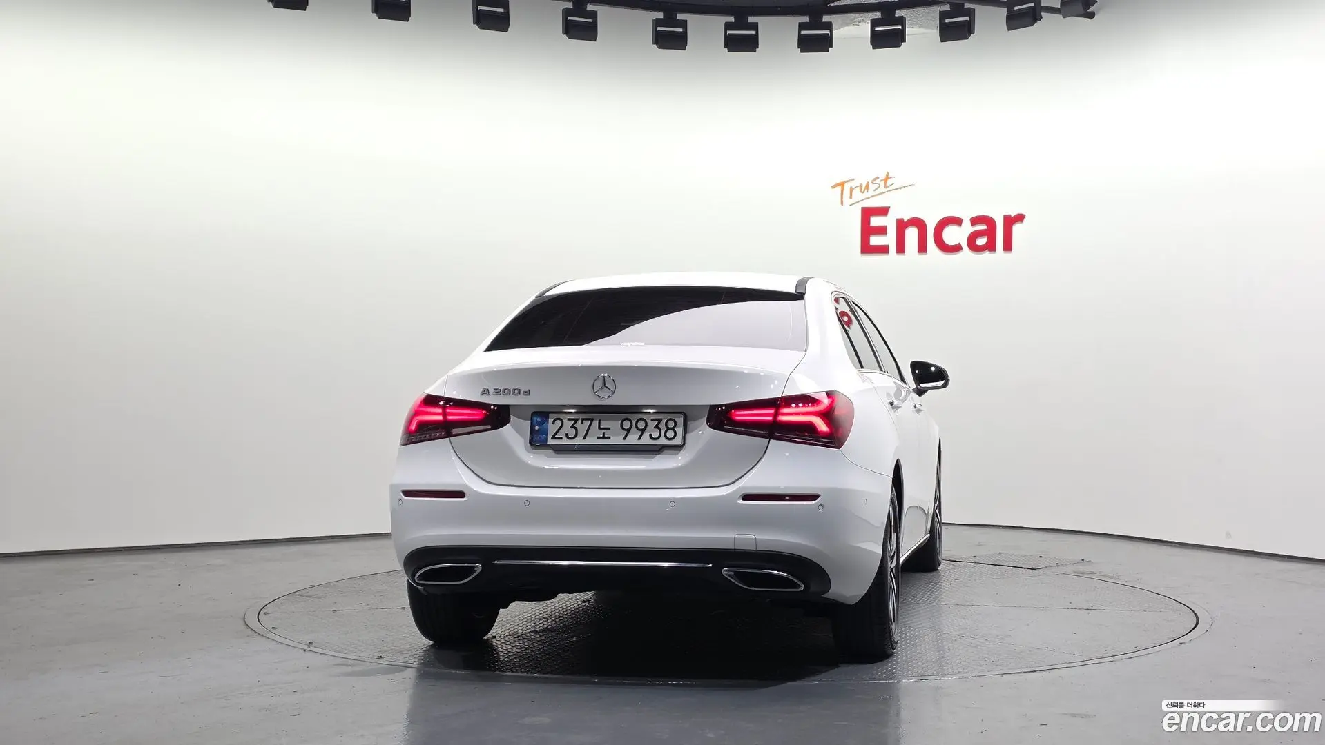 Mercedes-Benz A-Class A200d Sedan 2021