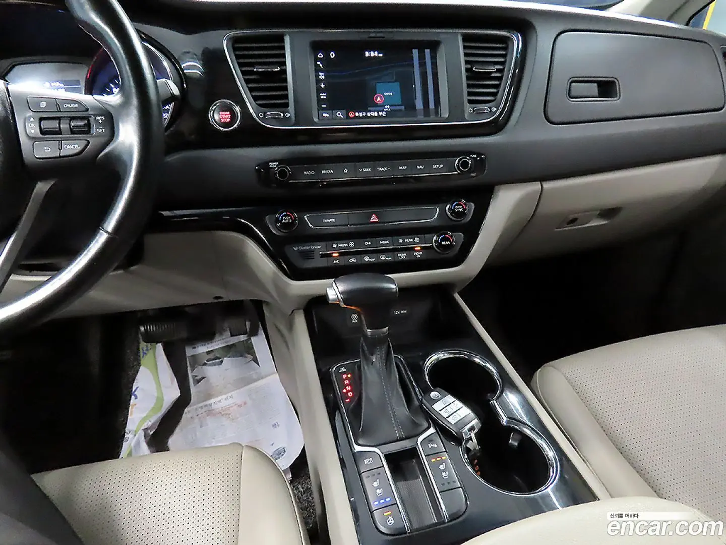 Kia Canival 9-Seater Prstige 2018