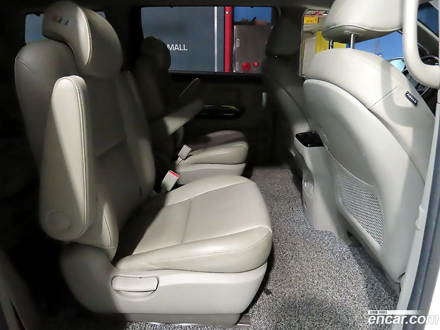 Kia Canival 9-Seater Prstige 2018
