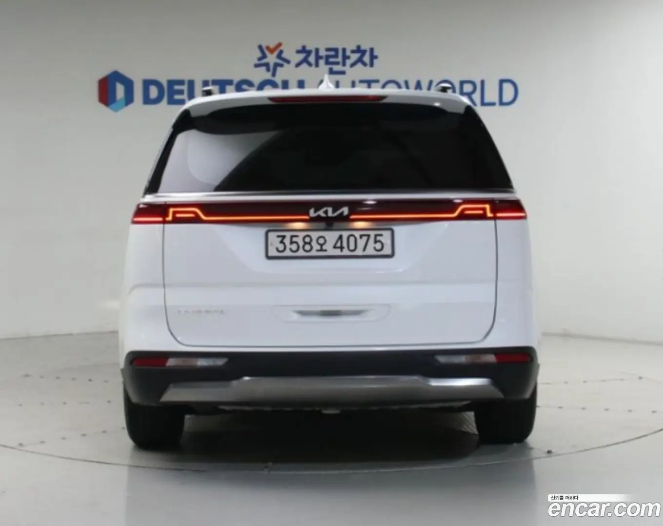 Kia Canival Gasoline 9-Seater Signature 2020