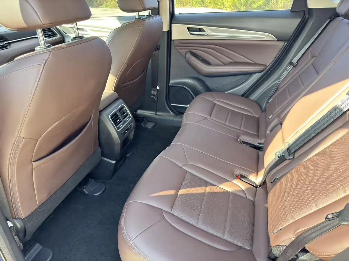 Haval F7 2019 2.0T 4WD i China V