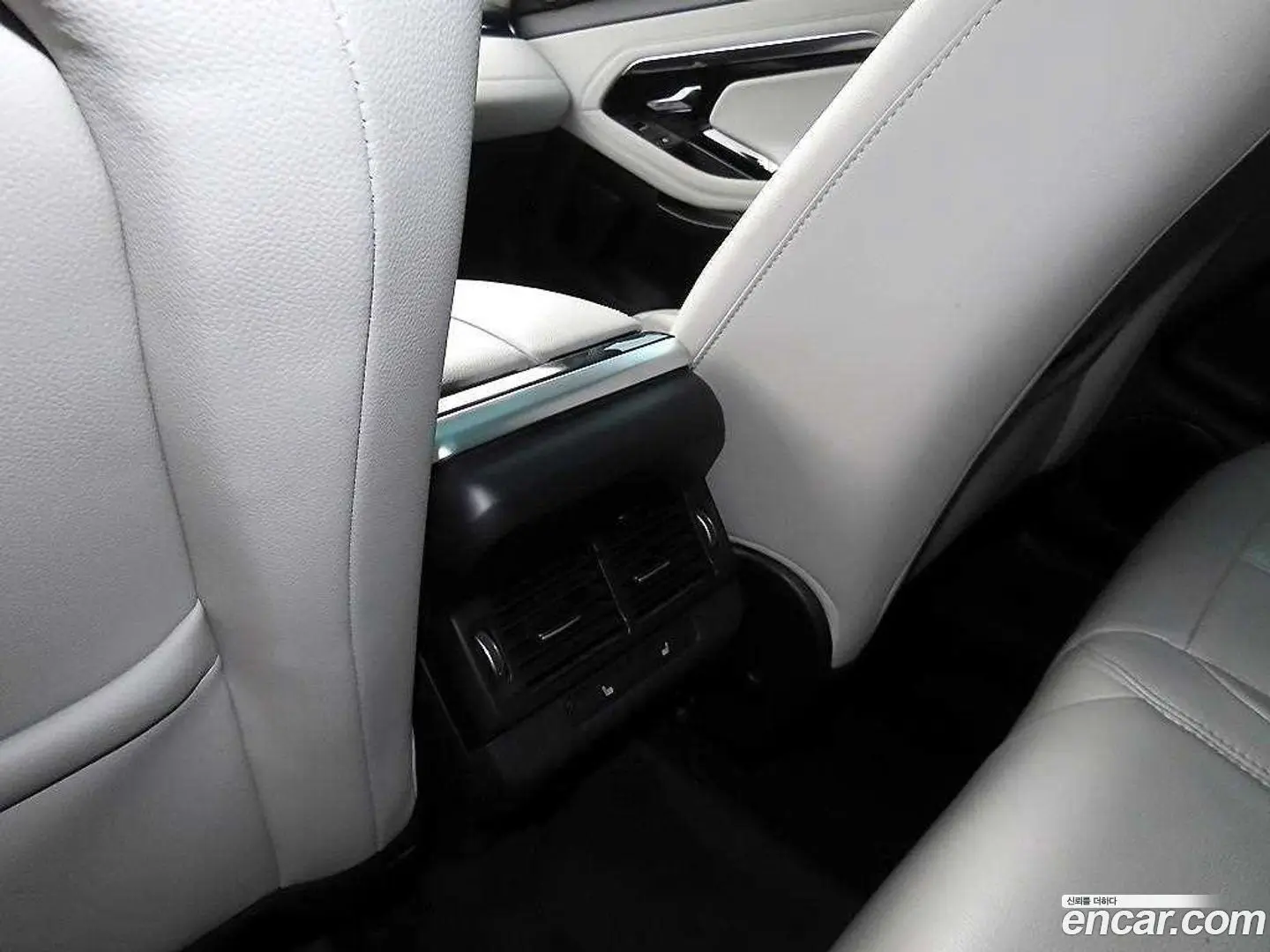 Land Rover Range Rover Evoque P250 SE