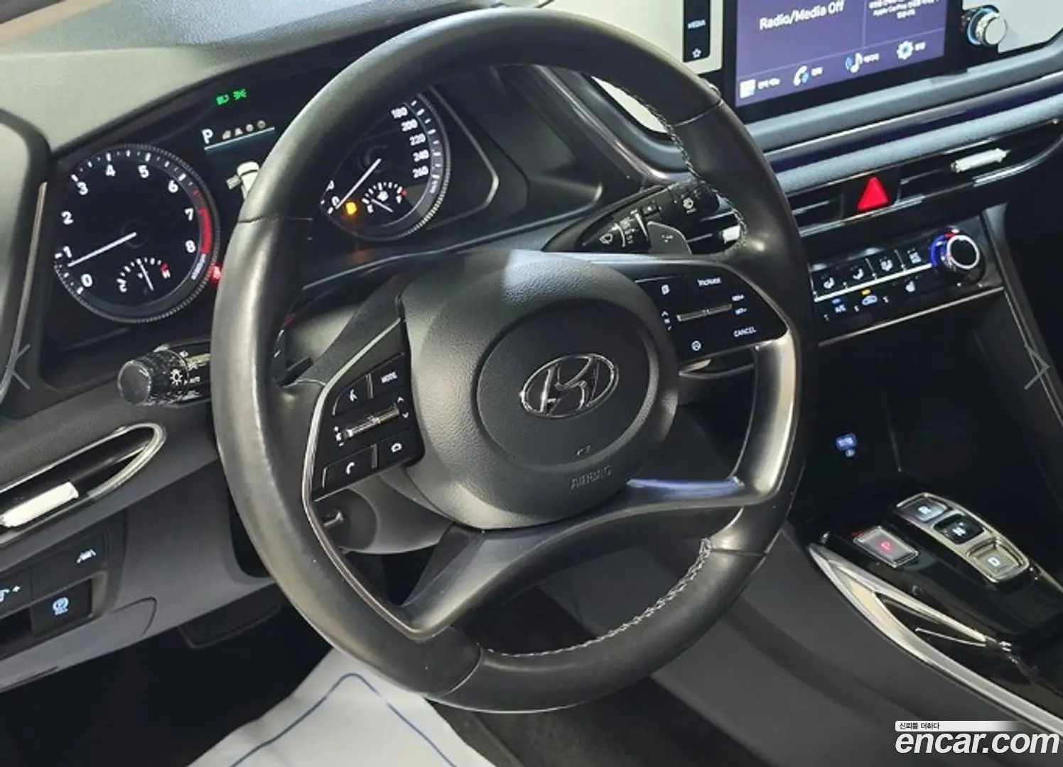Hyundai Sonata 2.0 LPG(rental car)