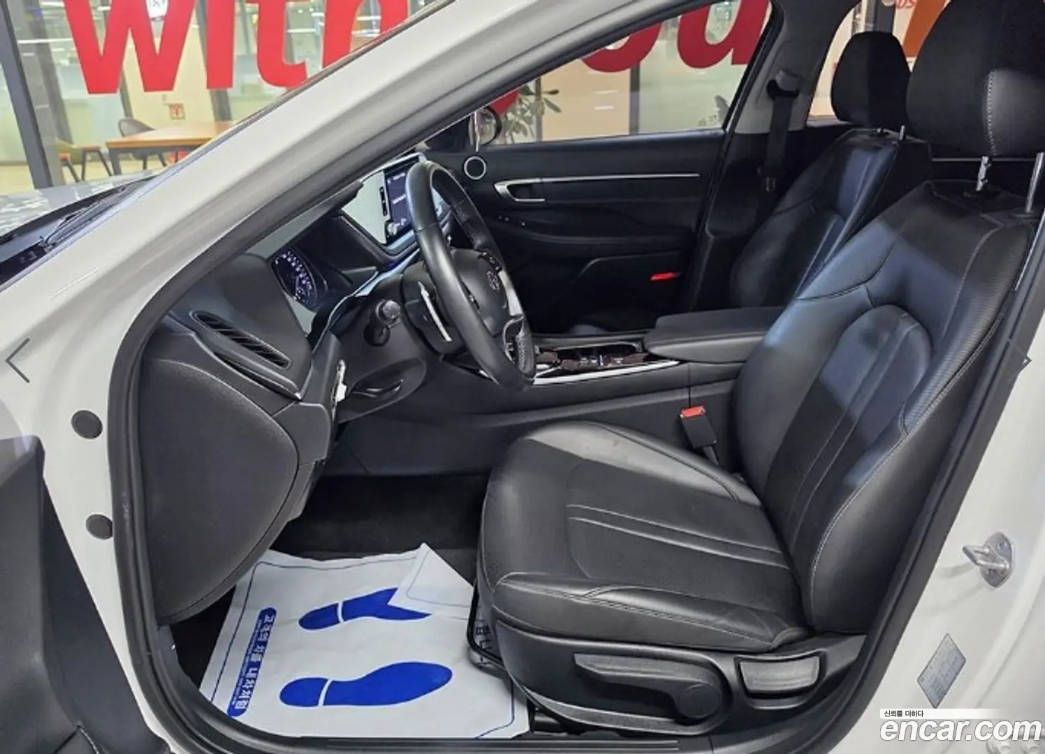 Hyundai Sonata 2.0 LPG(rental car)
