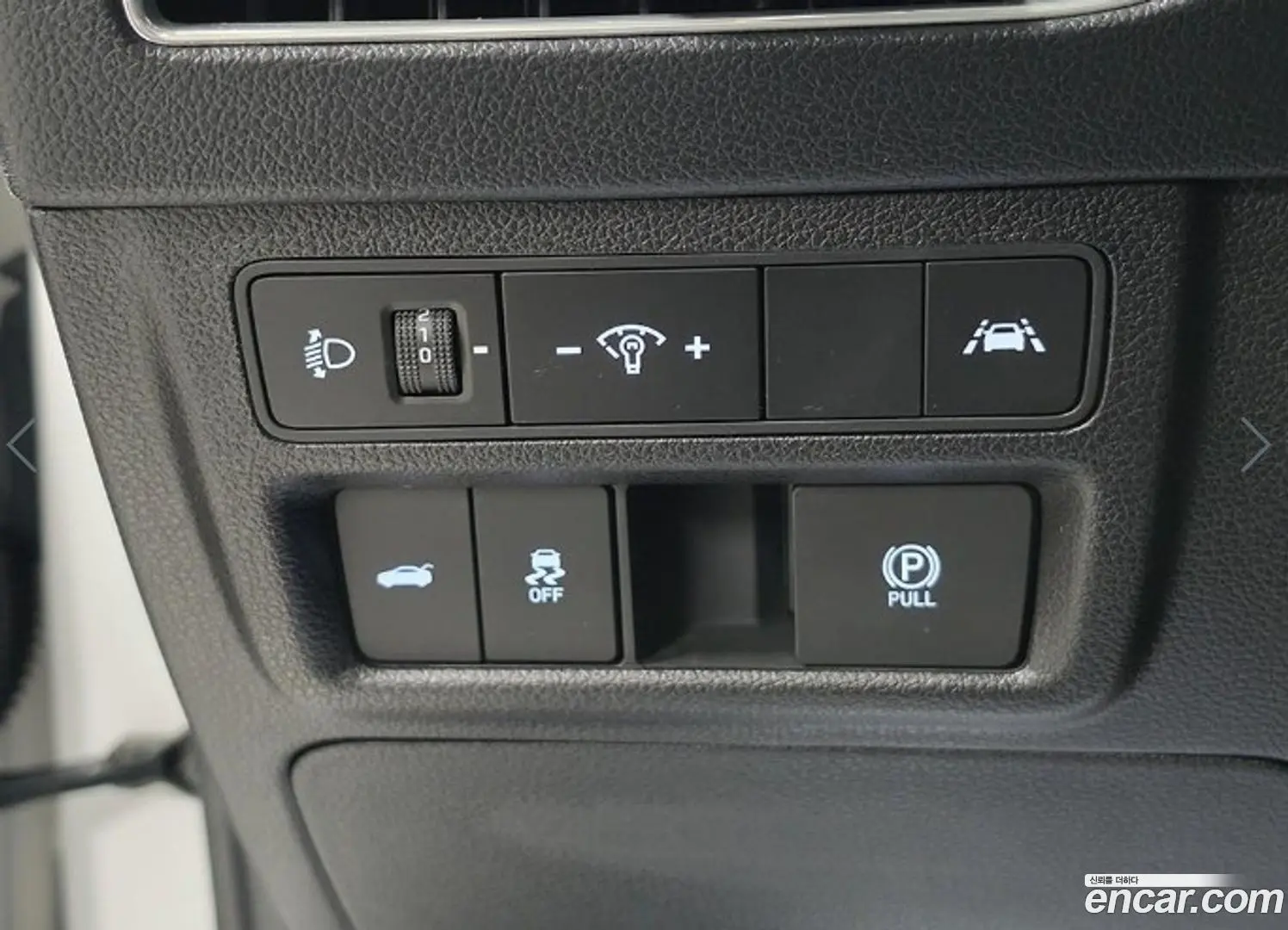 Hyundai Sonata 2.0 LPG(rental car)