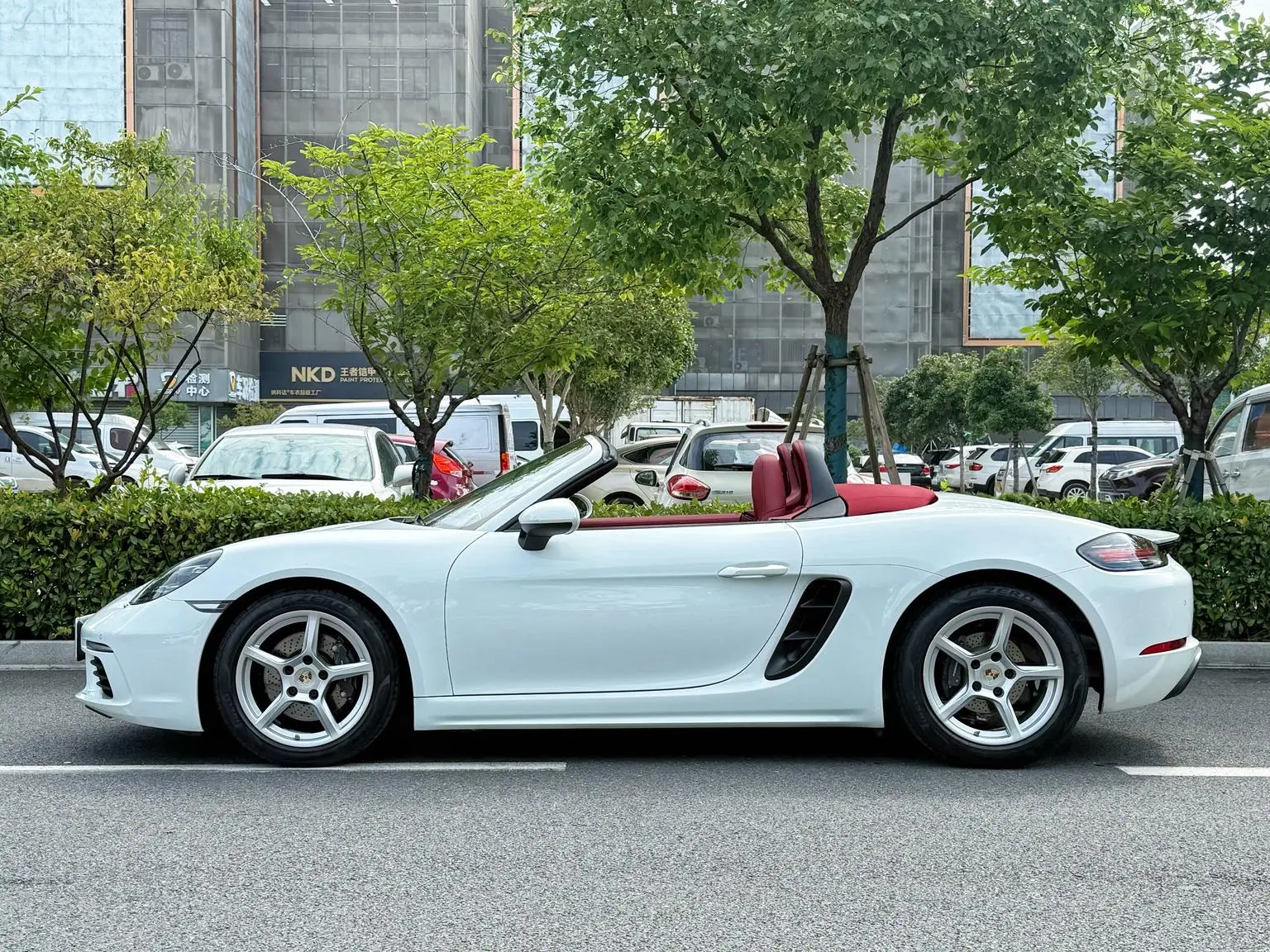 Porsche 718 2023 Boxster 2.0T