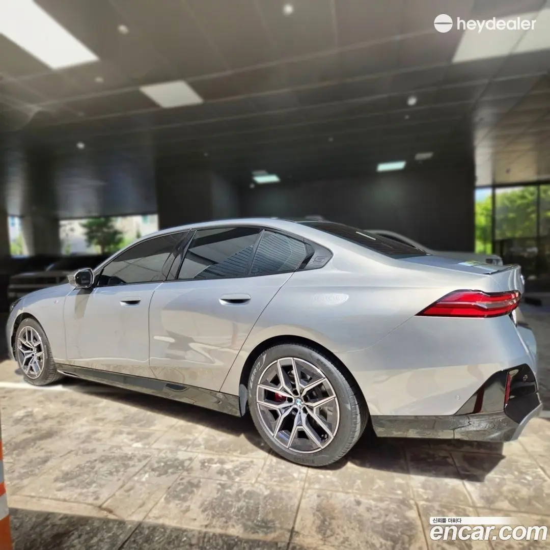 BMW 5-Series 520i Special Edition 2024