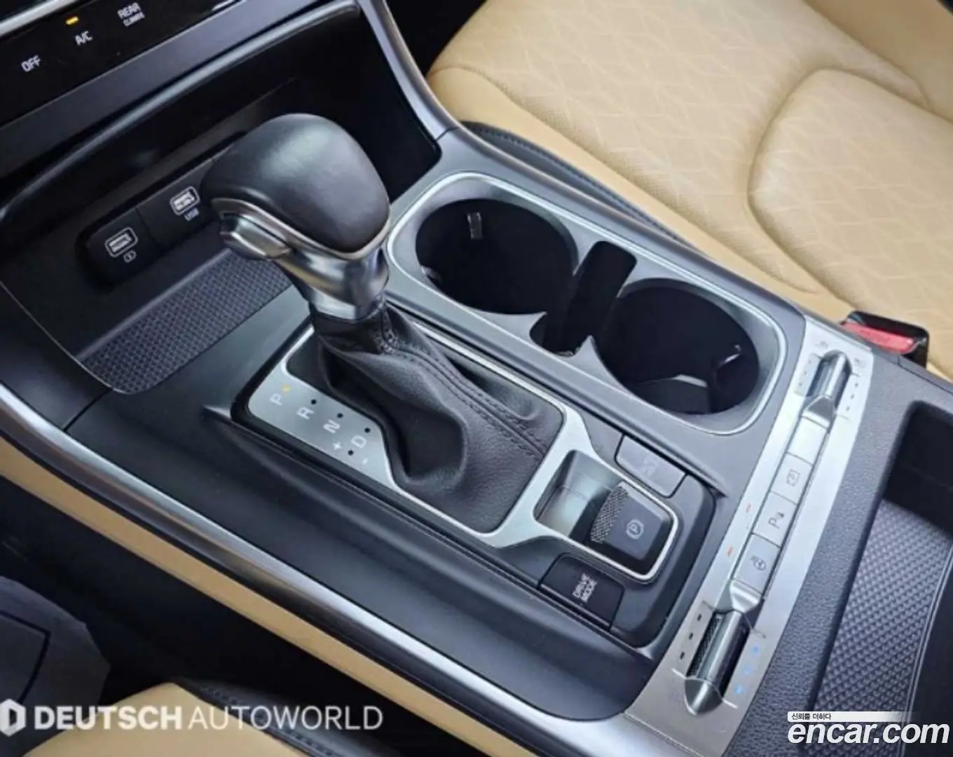 Kia Canival Gasoline 11-Seater Prestige 2020