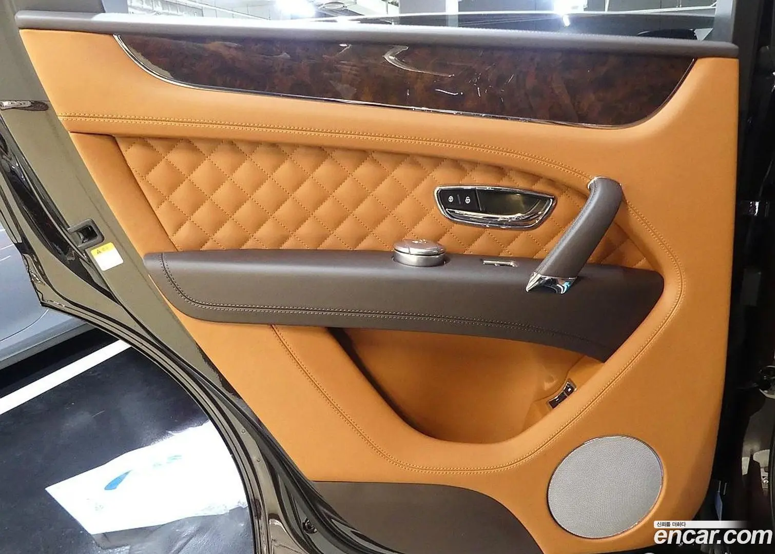 Bentley Bentayga 6.0 W12