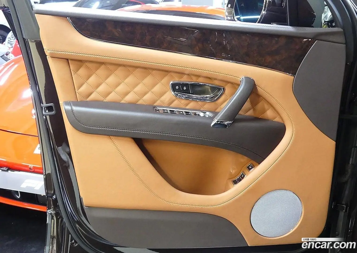 Bentley Bentayga 6.0 W12