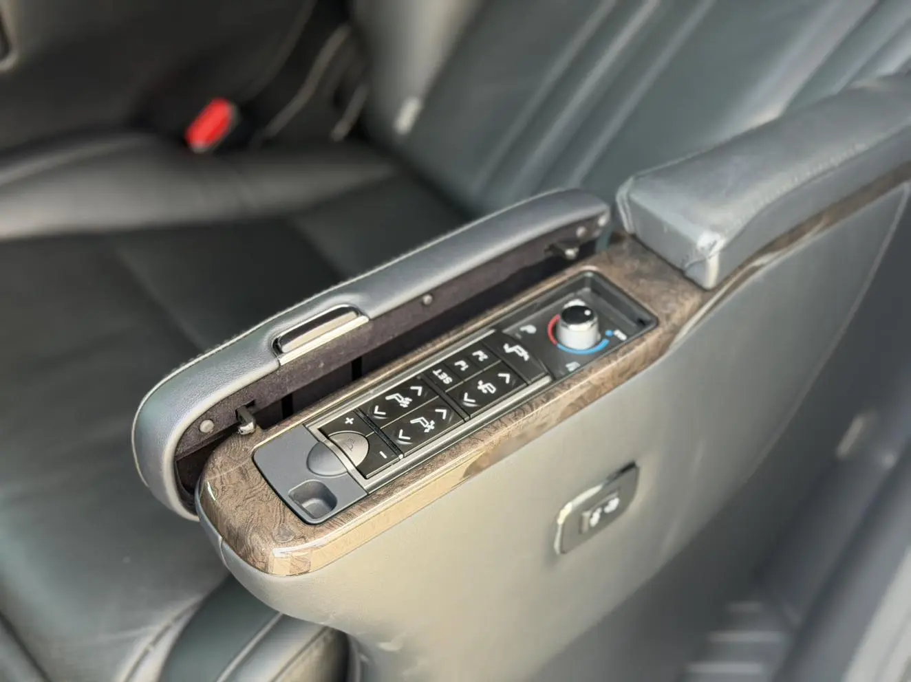 Toyota Vellfire 2019 Hybrid 2.5L HV Premium