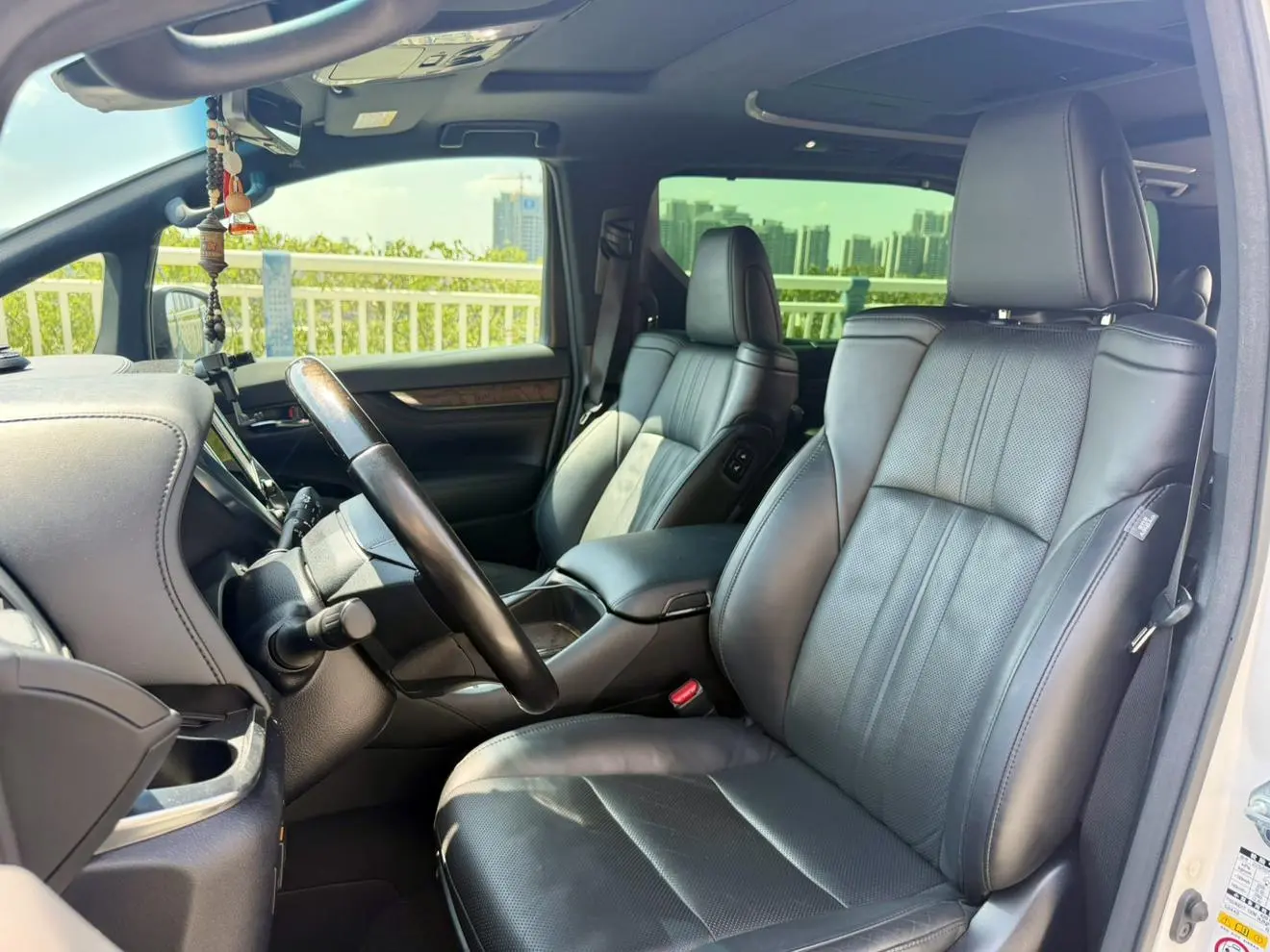 Toyota Vellfire 2019 Hybrid 2.5L HV Premium